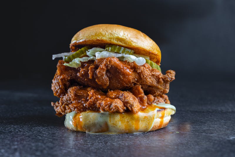 classic daves hot chicken platter with sides